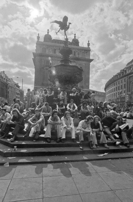 Piccadilly Circus