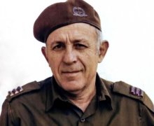 Yaakov Heruti, adwokat, za młodu produkował bomby